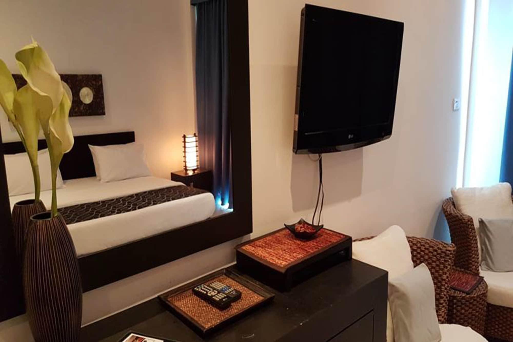 East Suites Pattaya Exterior foto