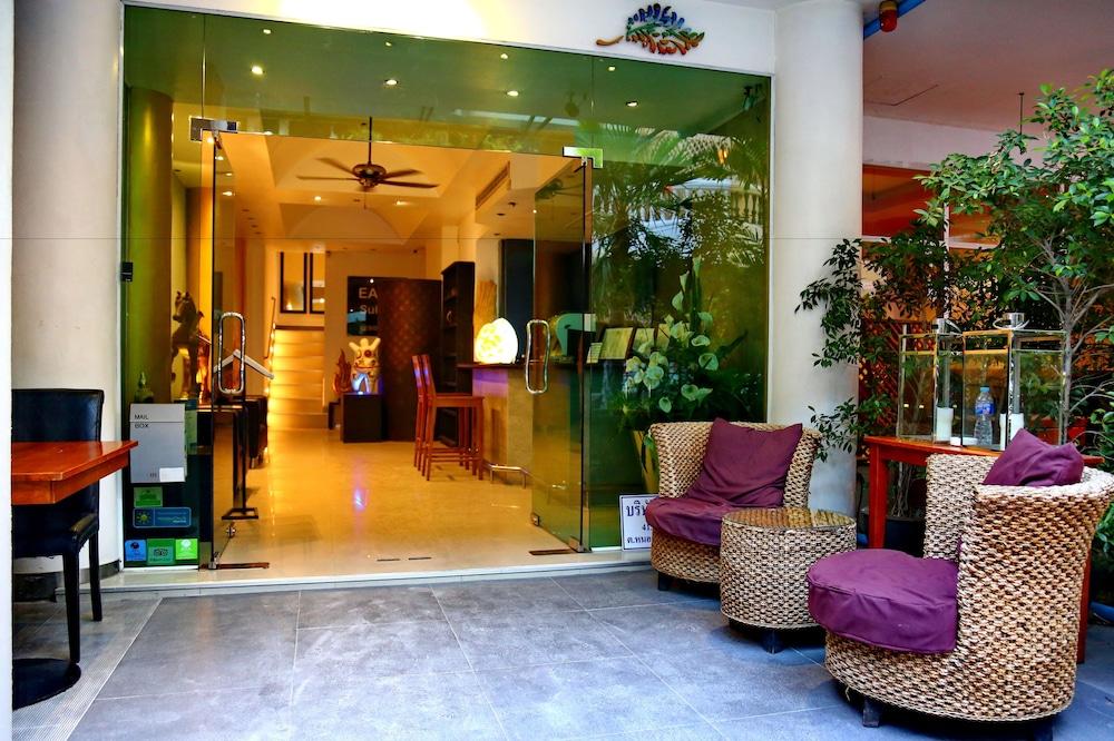 East Suites Pattaya Exterior foto